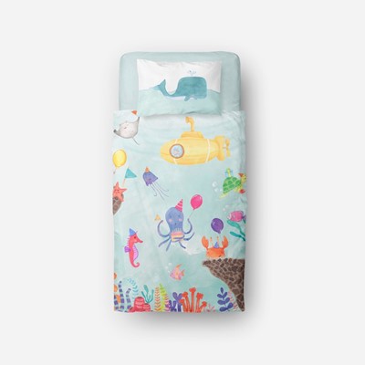 cake-by-the-ocean-kid-bed-set