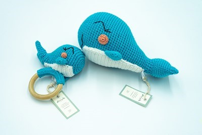 miss-whale-teething-toy-organic