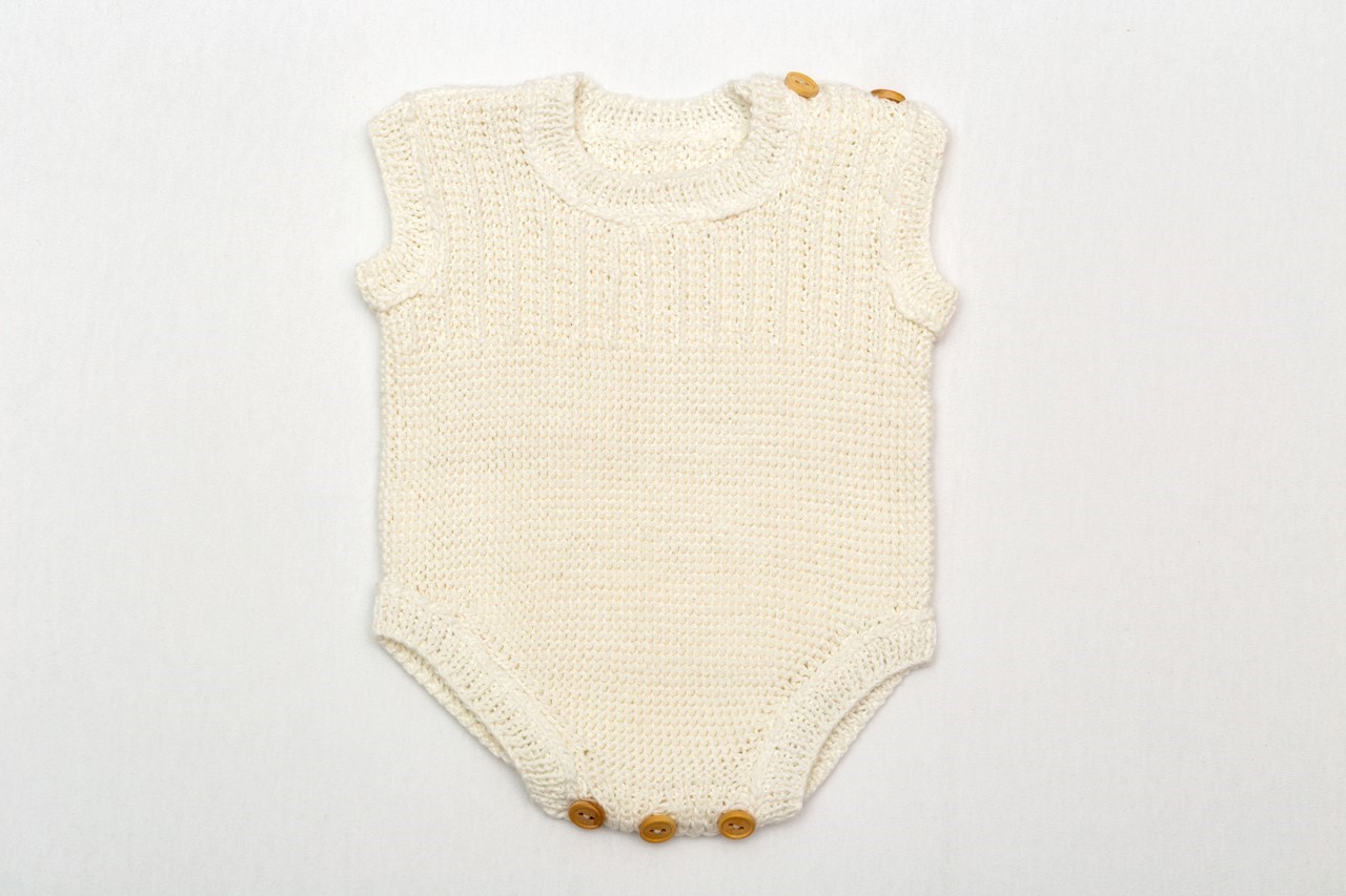 Picture of OVERALL YELKI DESIGN ECRU COLOR (0-6 MONTHS)